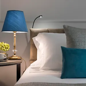 Hotel La, Rom