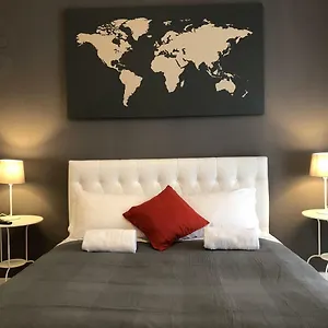 Bed & Breakfast 109