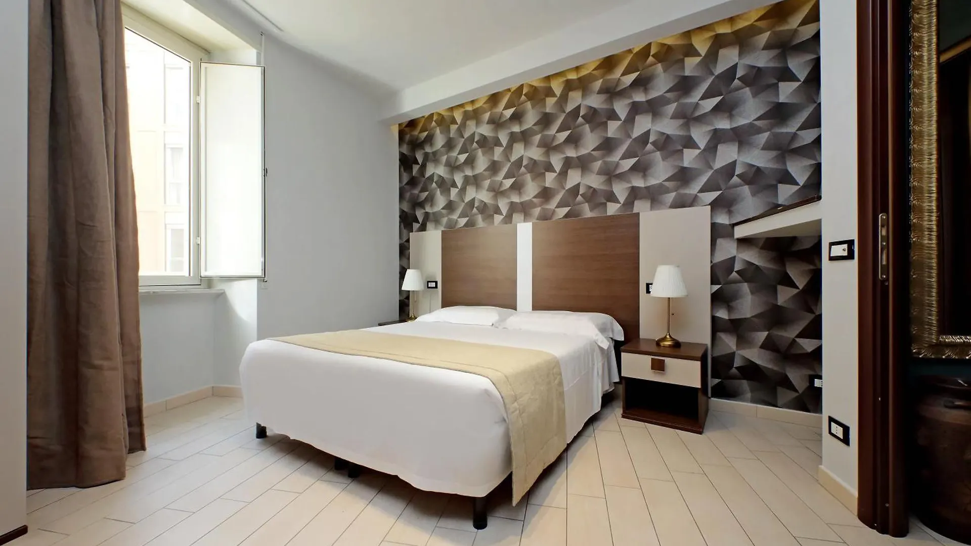 Roma Suite Centro 2*, Rome