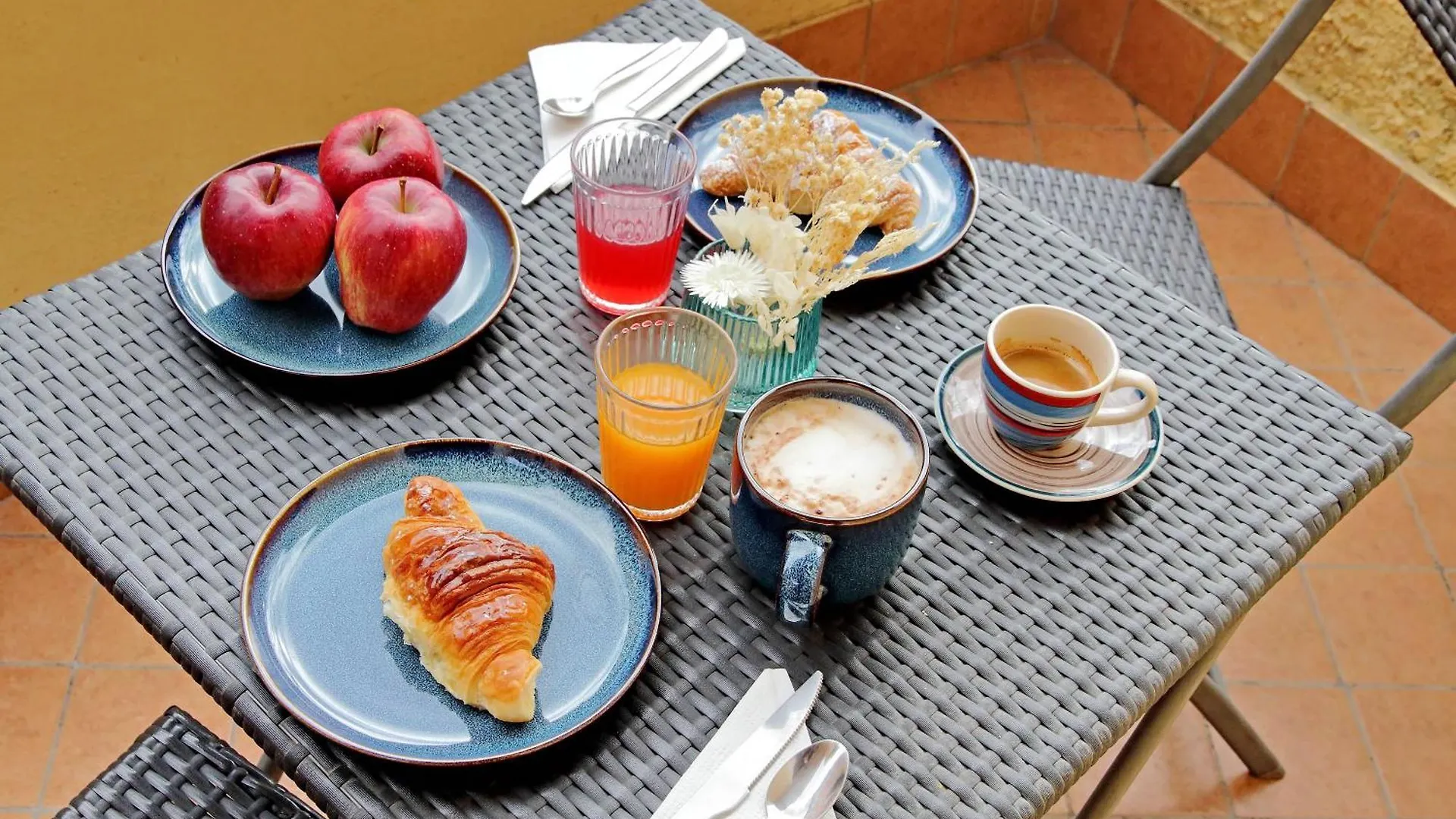 Roma Suite Centro 2*, Rome Italy